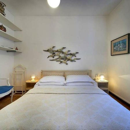 Casa Balcony Apartment วาเรนนา ภายนอก รูปภาพ